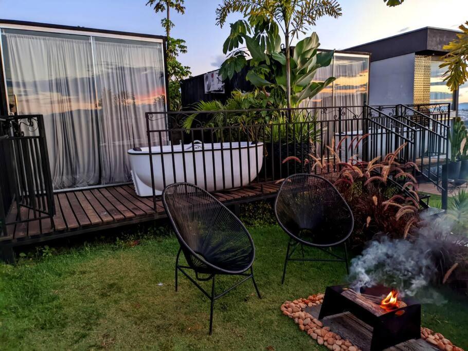 Tiny House Paraiso Minicasas Com Hidromassagem Пузу Алегре Екстериор снимка